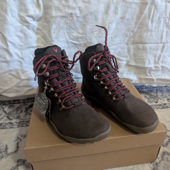 Brown Hiking Boots with Red Laces - Picture 1 of 4